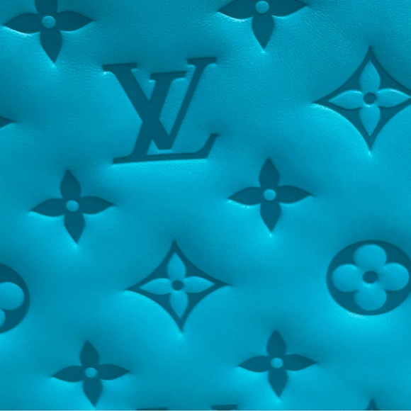 Louis Vuitton RARE Coussin PM in Turquoise - Picture 16 of 16